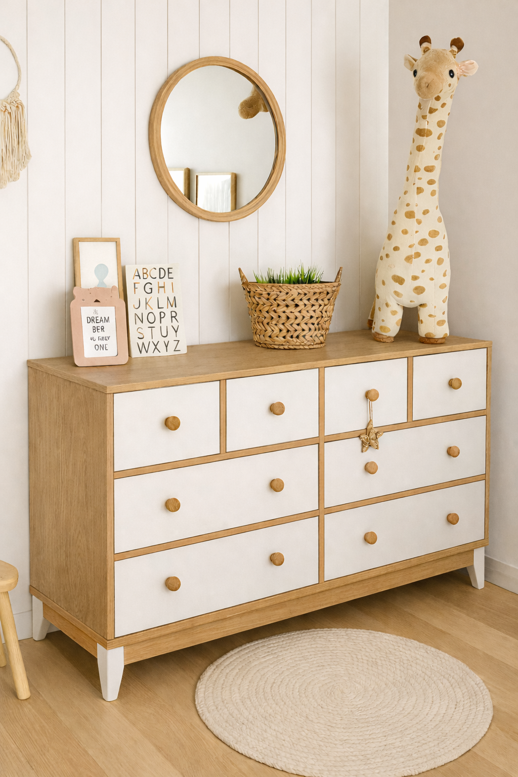 Minimo Bonnie 8 Çekmeceli Ahşap Beyaz MDF Bebek & Çocuk Odası Şifonyer